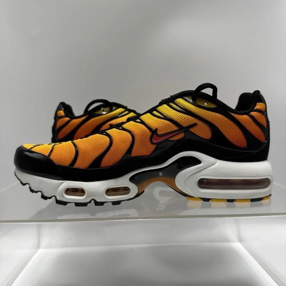 Brand New Nike Air Max Plus GS Sunset CD0609-029 Size 6.5Y Youth / Women's 8
